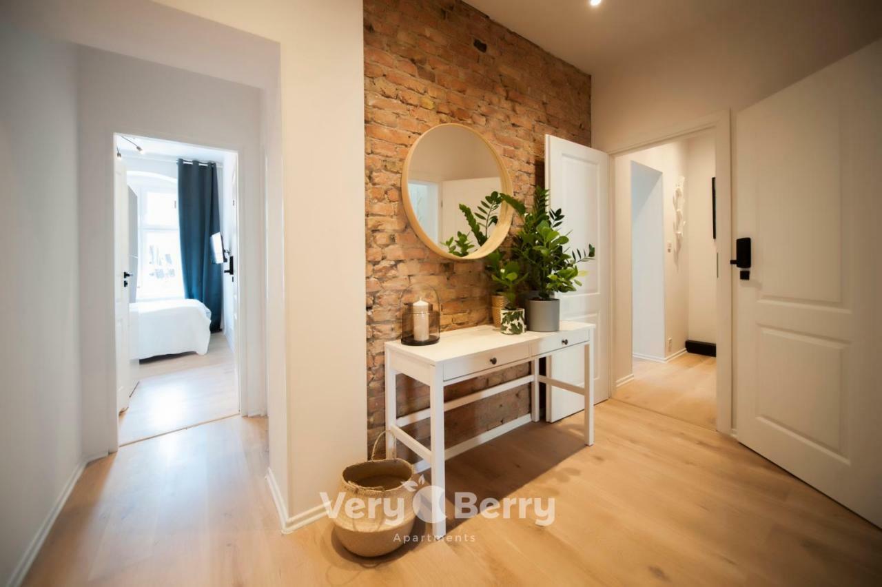 Very Berry - Glogowska 35A - Mtp Apartments - Self Check In 24H Poznan Bagian luar foto