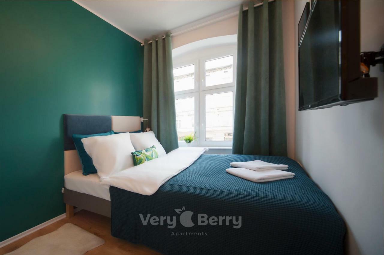 Very Berry - Glogowska 35A - Mtp Apartments - Self Check In 24H Poznan Bagian luar foto