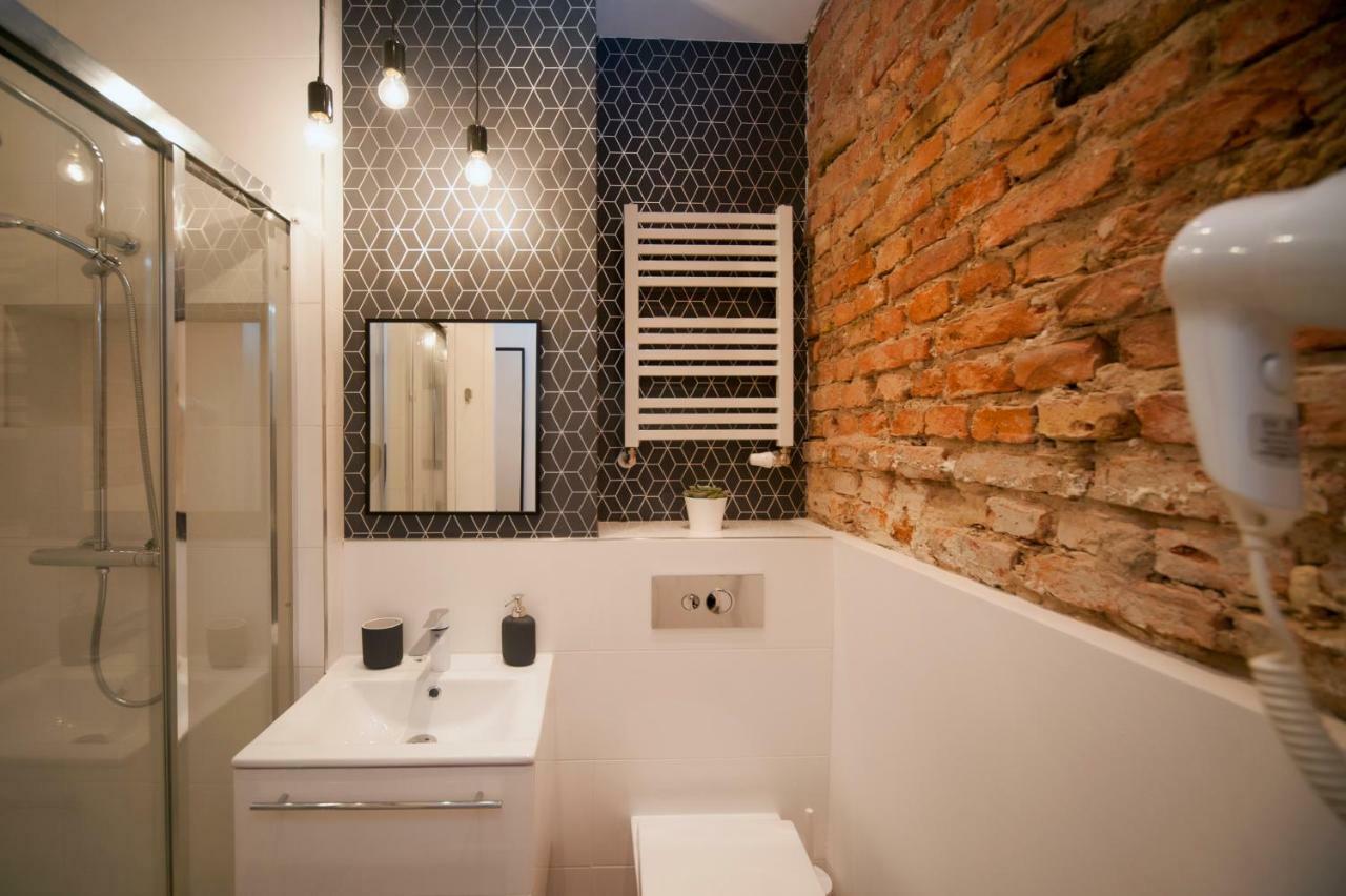 Very Berry - Glogowska 35A - Mtp Apartments - Self Check In 24H Poznan Bagian luar foto