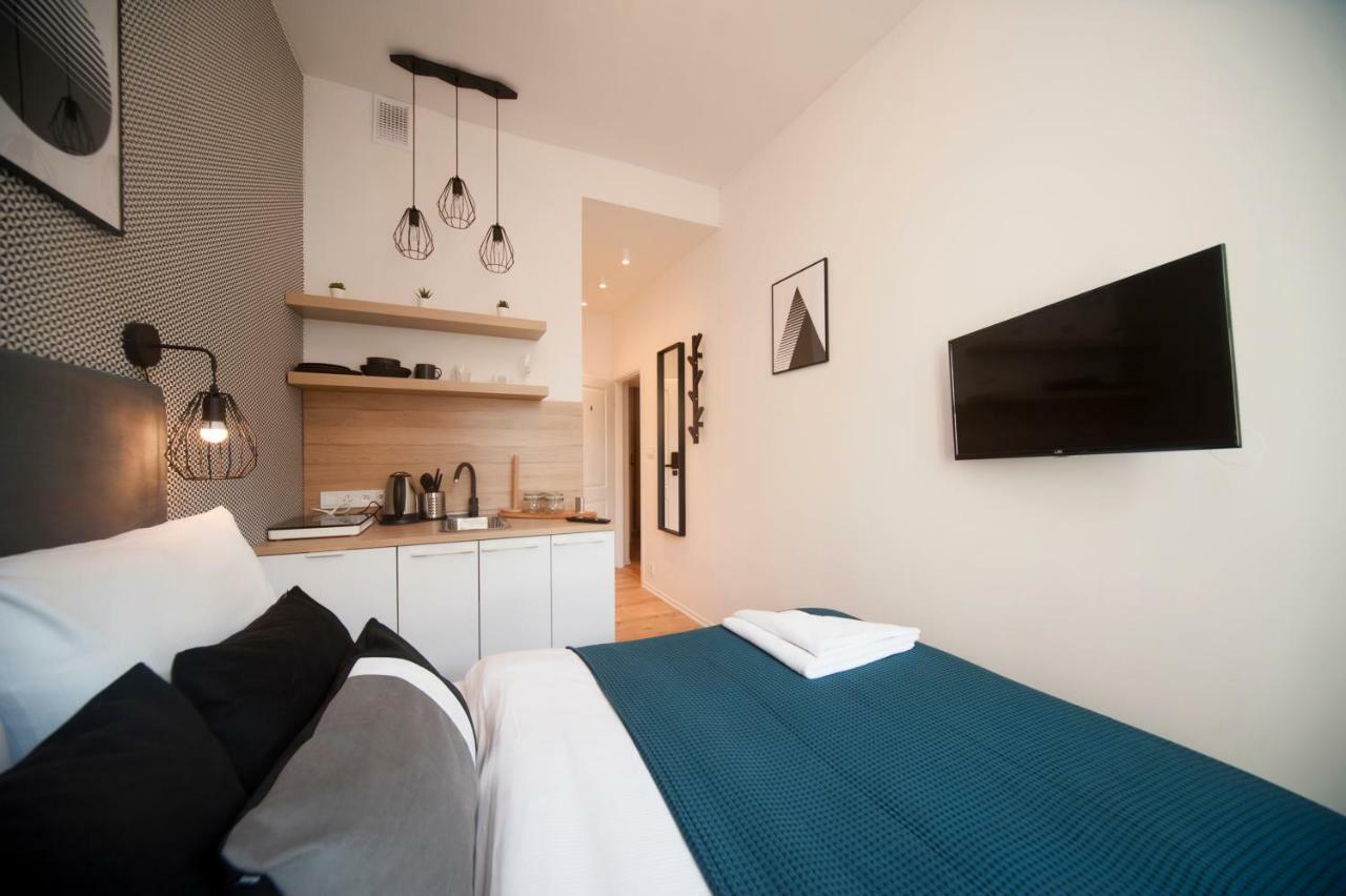 Very Berry - Glogowska 35A - Mtp Apartments - Self Check In 24H Poznan Bagian luar foto