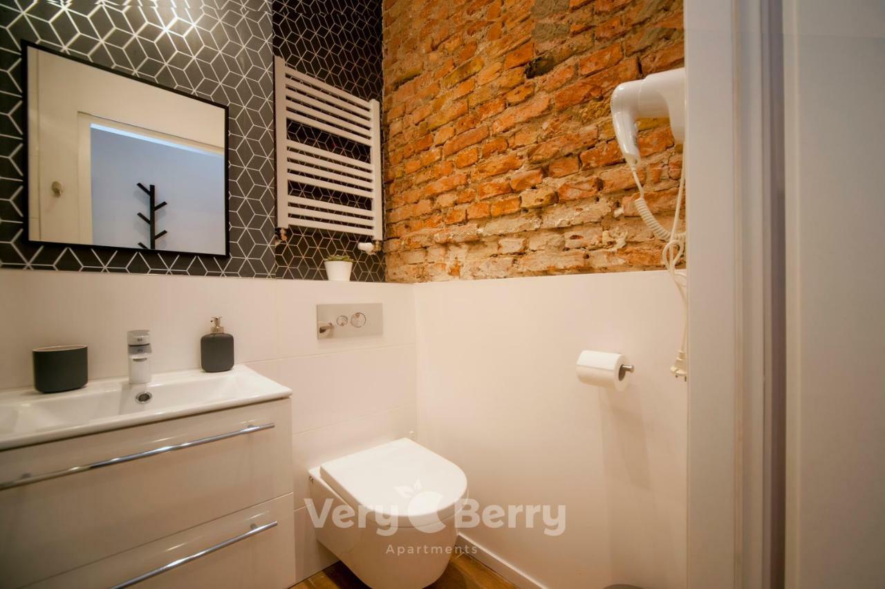Very Berry - Glogowska 35A - Mtp Apartments - Self Check In 24H Poznan Bagian luar foto