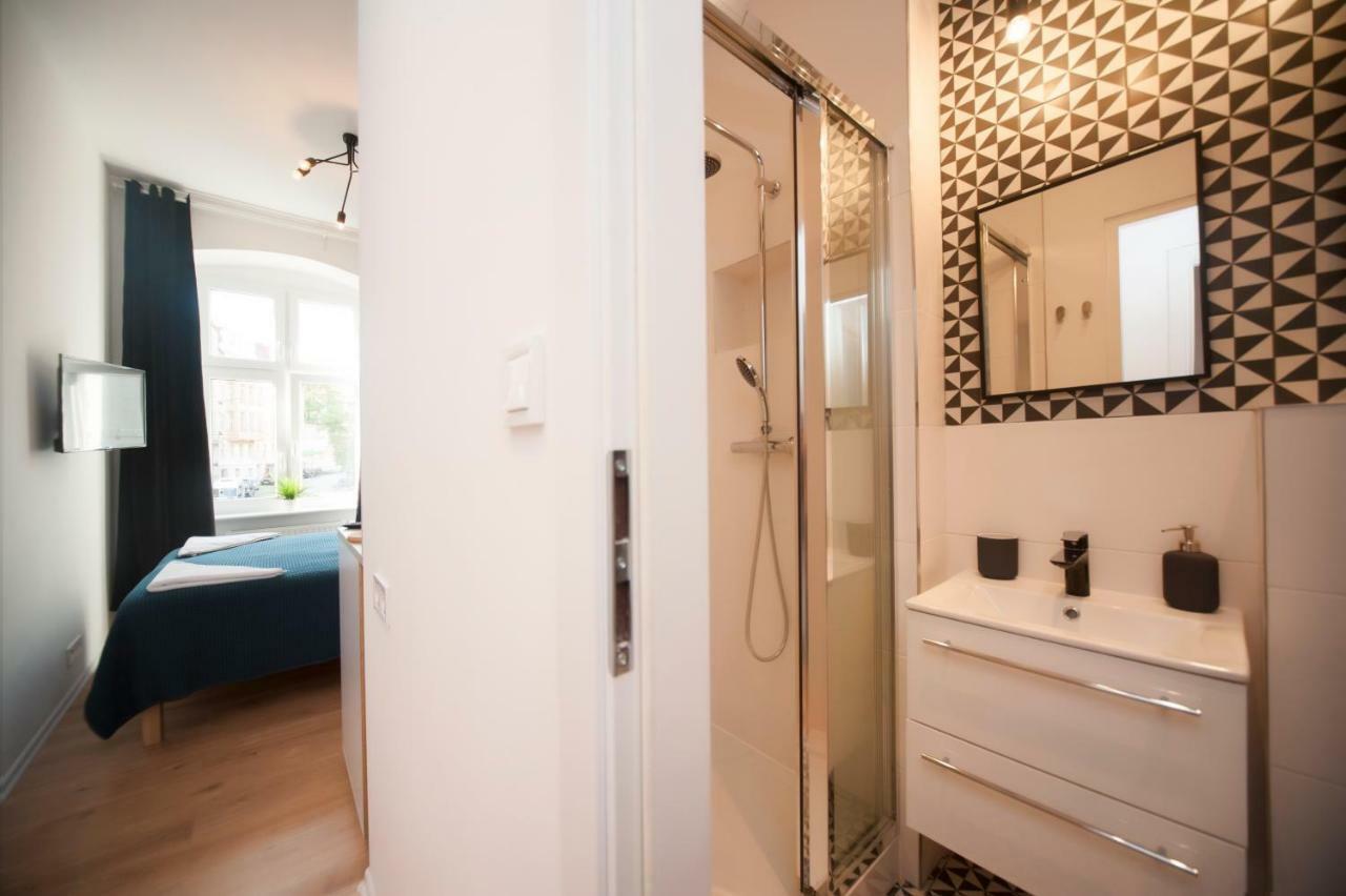 Very Berry - Glogowska 35A - Mtp Apartments - Self Check In 24H Poznan Bagian luar foto