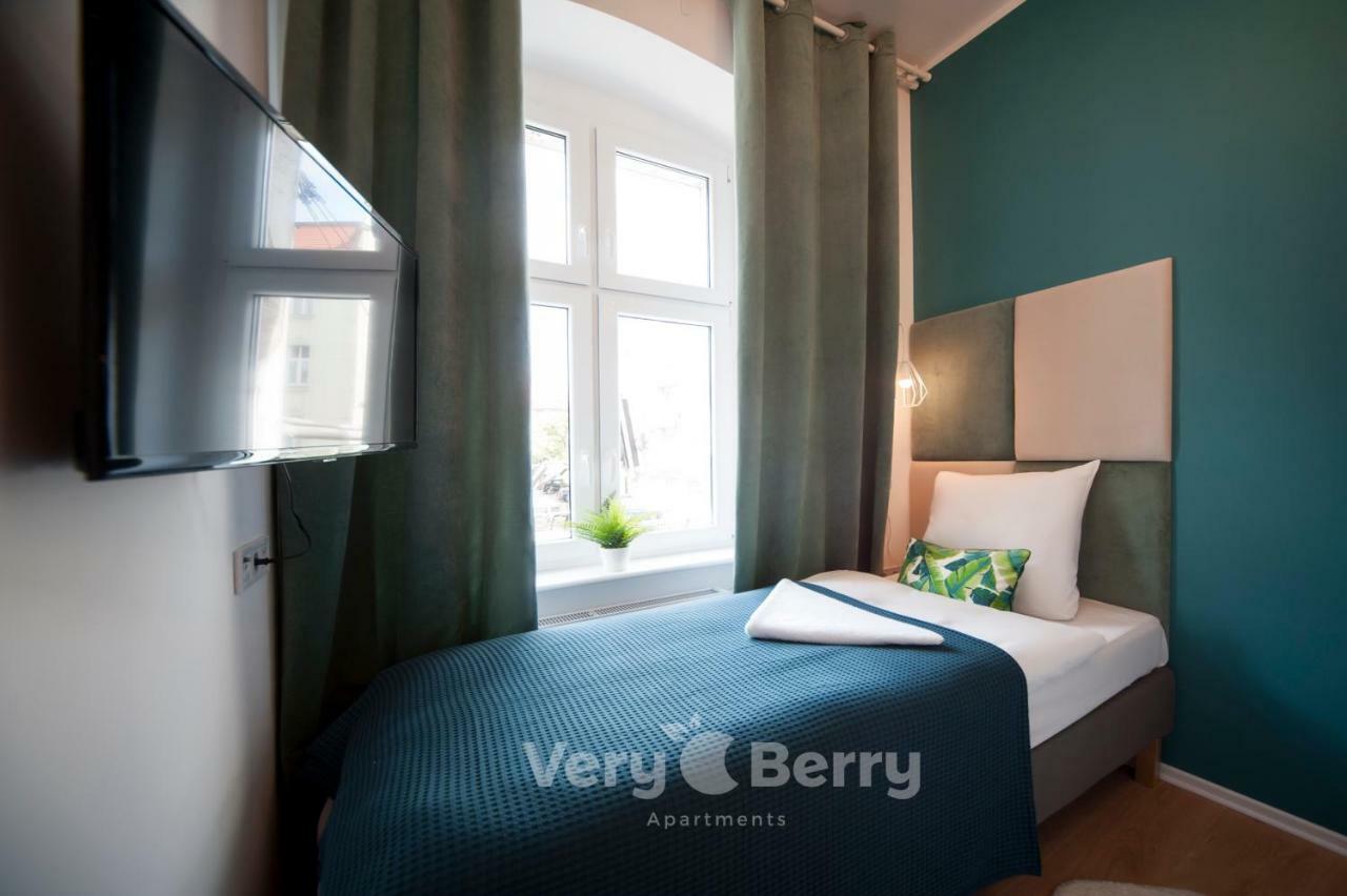 Very Berry - Glogowska 35A - Mtp Apartments - Self Check In 24H Poznan Bagian luar foto