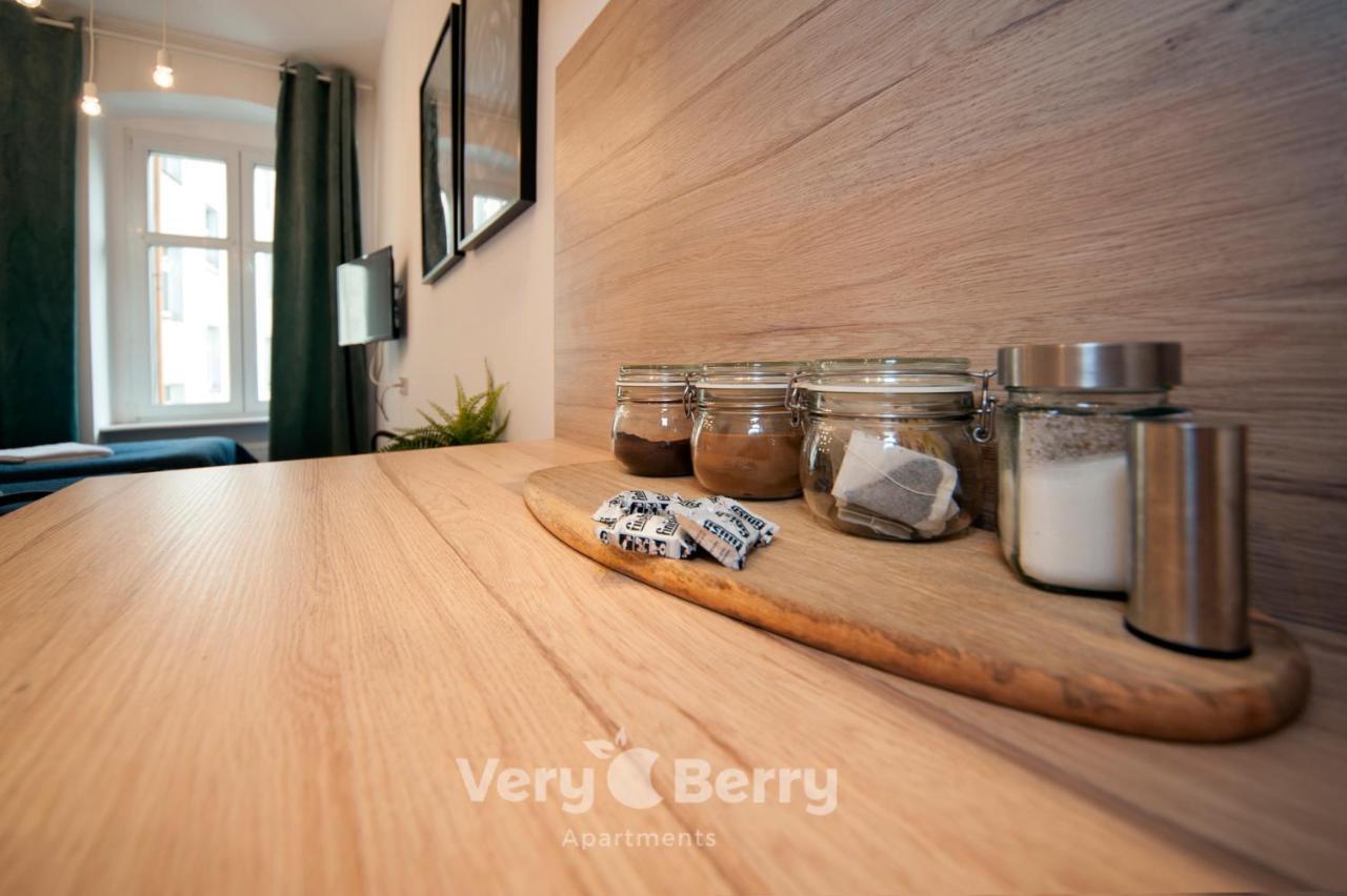 Very Berry - Glogowska 35A - Mtp Apartments - Self Check In 24H Poznan Bagian luar foto
