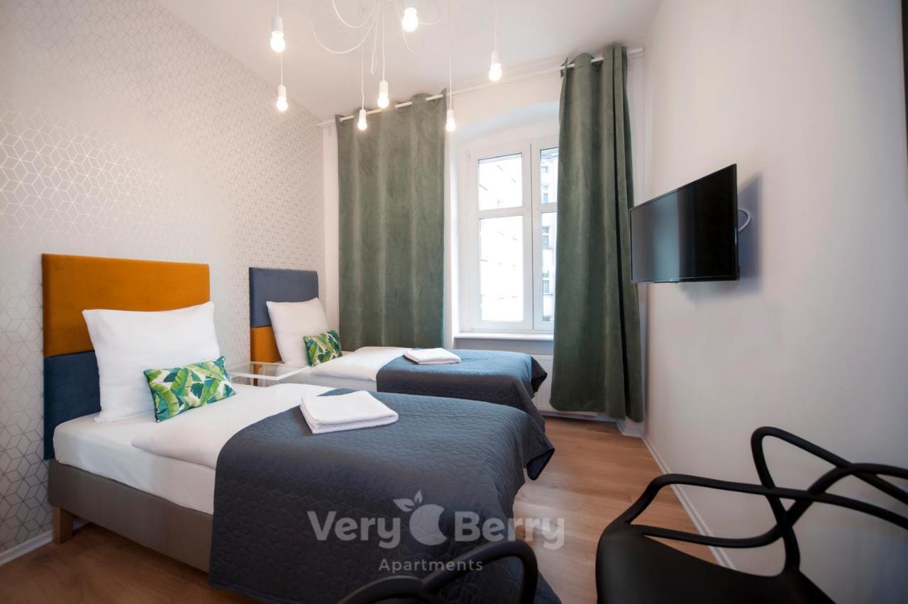 Very Berry - Glogowska 35A - Mtp Apartments - Self Check In 24H Poznan Bagian luar foto